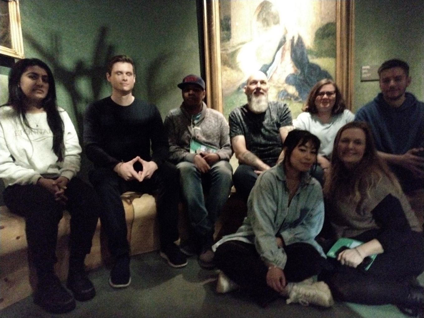 Foto: Norsklærer Karen Langvik . P eventyrrommet ved Nasjonalgalleriet