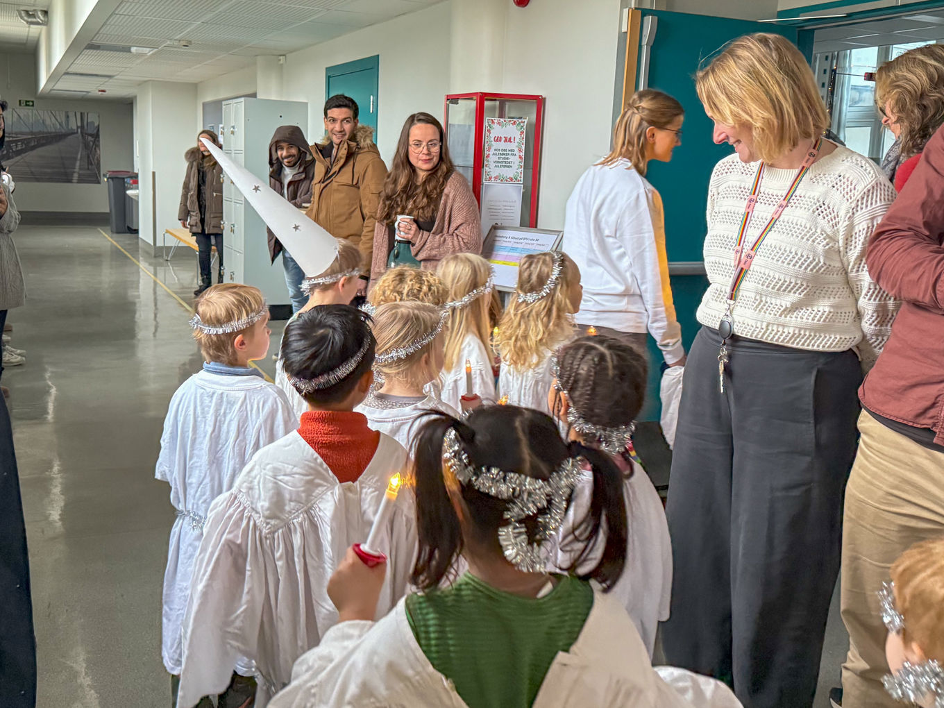 En gruppe mennesker i hvite frakker En gruppe mennesker i hvite frakker